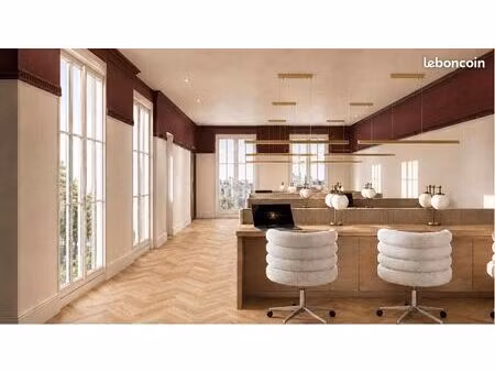 bureaux 207 m²