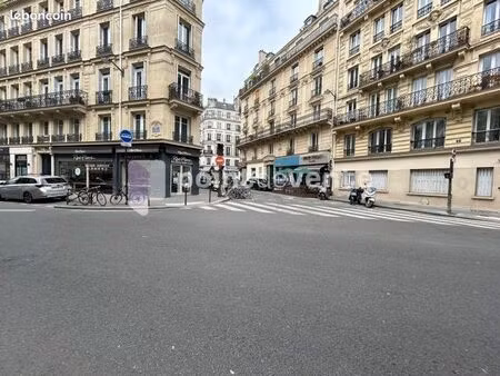 commerce habillement/textile 50 m²