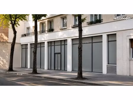 commerce 1 328 m²