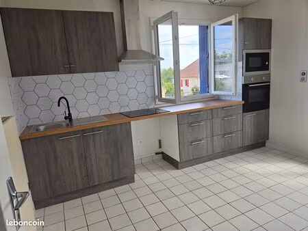 maison à louer domerat