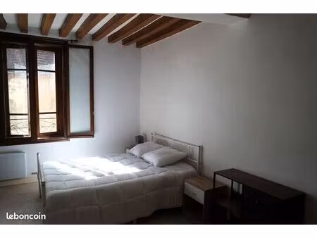 à louer – appartement t2 de 40 m² à lapalisse