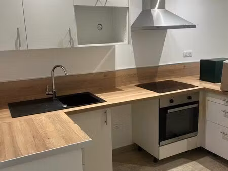 centre saint savournin- appartement t1 entièrement rénové – 35 m² – climatisé - 800 cc