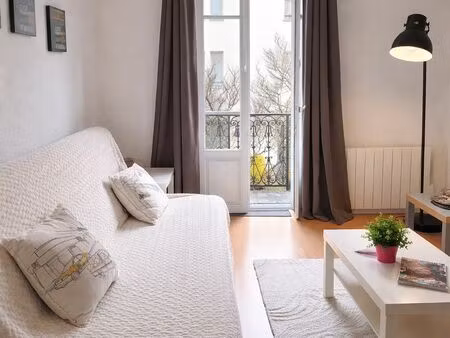 24m2 meublé balcon
