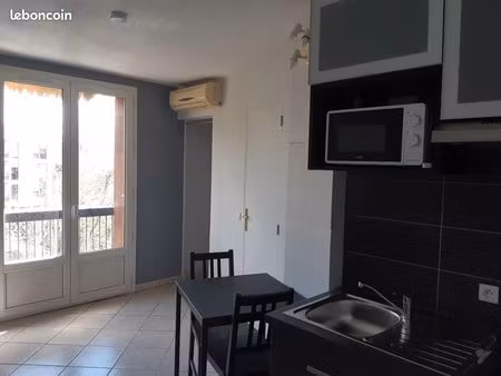 studio + parking refait à neuf avec clim proche fac