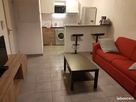 appartement 1 pièce 38 m²
