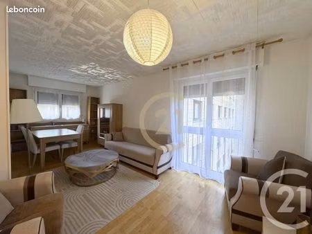 appartement 6 pièces 89 m²