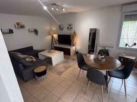 appartement t2 meublé - 47m2 + 7m2 terrasse + parking - résidence m5 les docks -