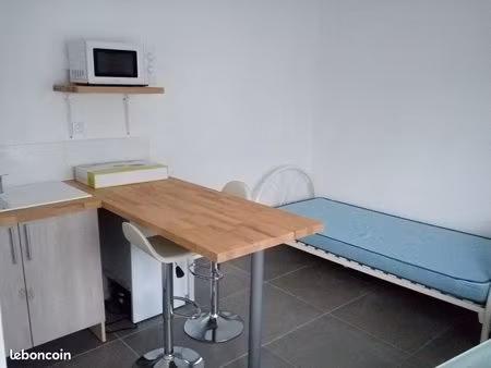 studio pour étudiant 15m²