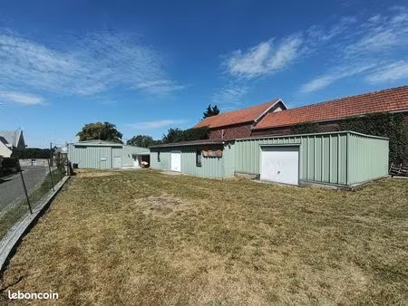 local industriel 400 m²