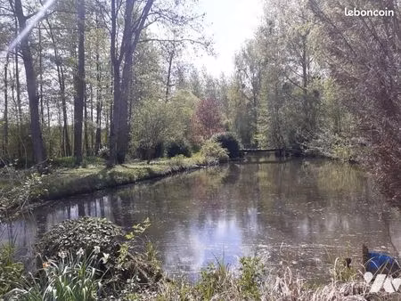 local divers 3614 m² seraucourt le grand