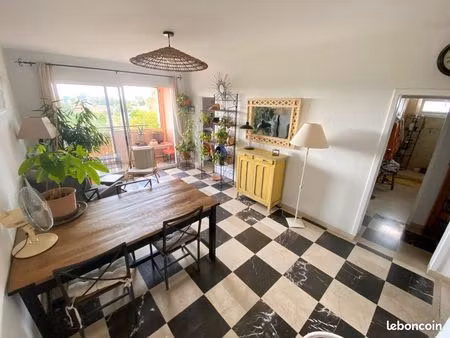 appartement t5 84m2
