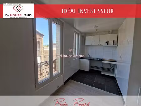 immeuble 11 pièces 370 m²