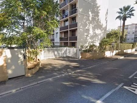 t4/t5 de 90 m² résidence le gabian à marignane
