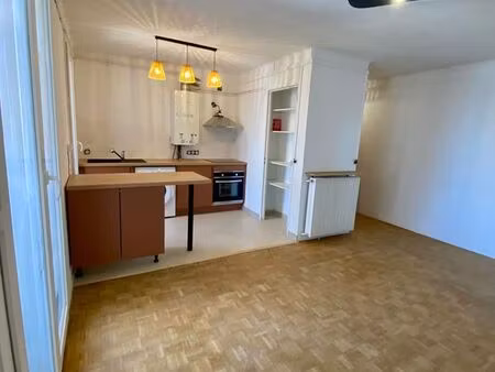 appartement meublé 3 chambres entièrement rénové - sainte-marguerite