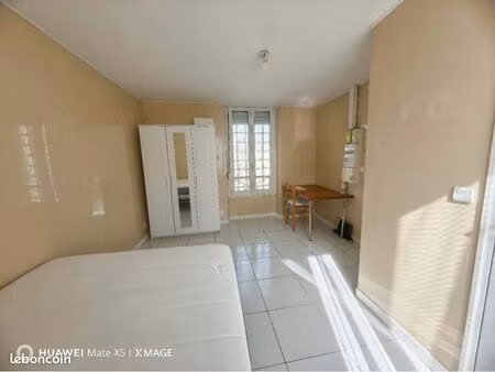 studio 16m2 à nanterre ville - mairie