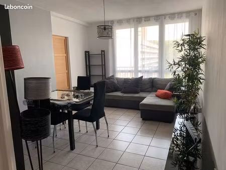 location appartement t4 74m²