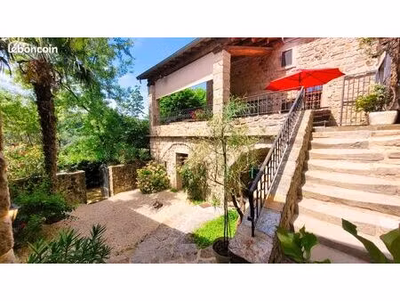 superbe maison de hameau en pierre - charme et authenticite - piscine interieure