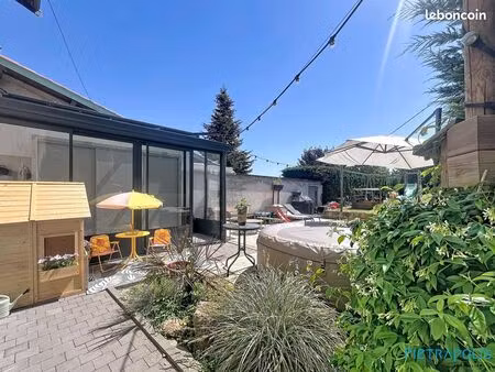 maison de village 4 pièces 100 m²