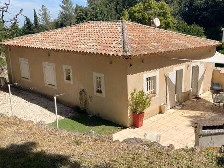 villa meublée avec jardin
