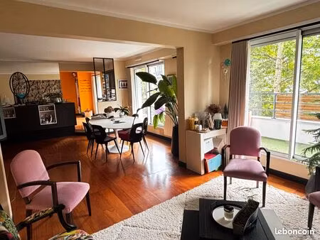 très bel appartement familial traversant 4/5 pièces  92m²