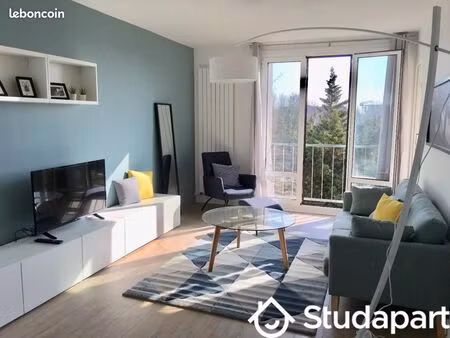 chambre 1 pièce 10 m²