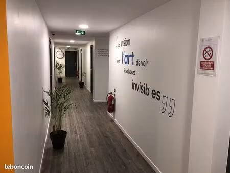 location de bureaux dans un centre d’affaires moderne