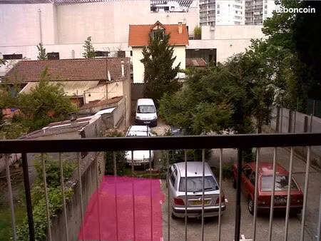 place de parking extérieure (centre ville)