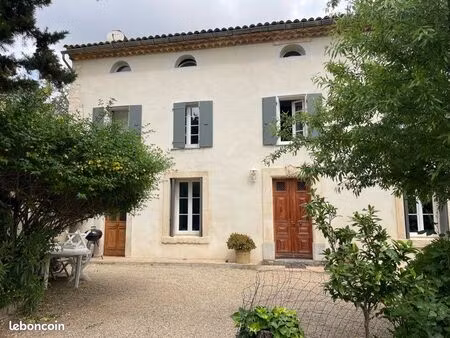 maison de maître avec piscine