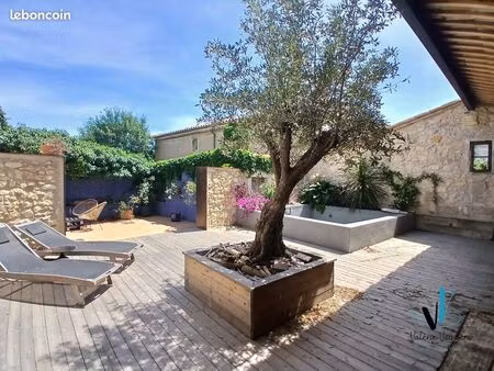 coursan superbe maison avec terrasse  garage et dépendances