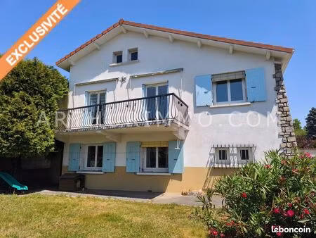 maison 5 pièces 109 m²
