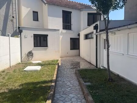 maison 4 pièces 90m2