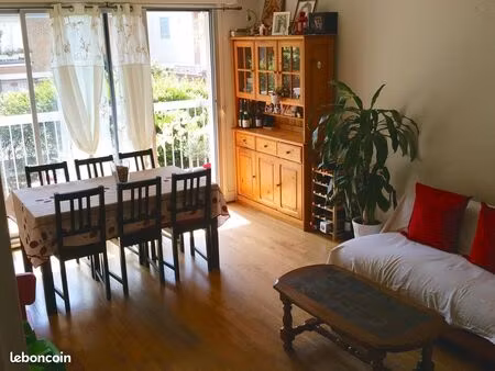 location appartement meublé - f3 de 63 m² cachan (94230) 1.575