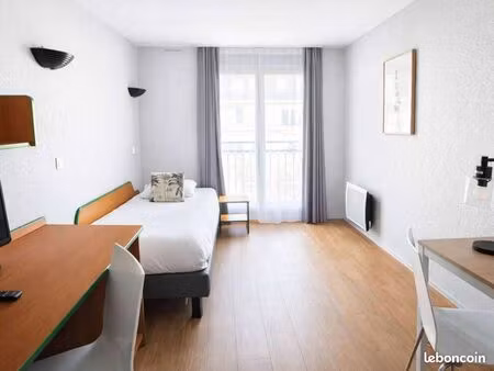 studio 1 pièce 20 m²