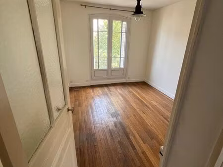 t2 de 47.73 m² à maisons-alfort - rue jean-jaurès