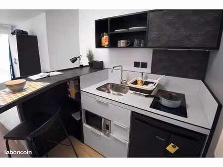 studio 1 pièce 18 m²