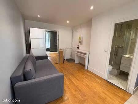 appartement 1 pièce 19 m²