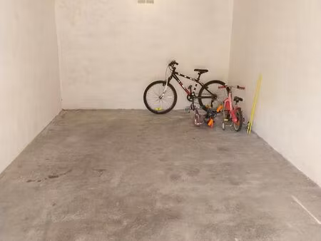location box de 18 m²