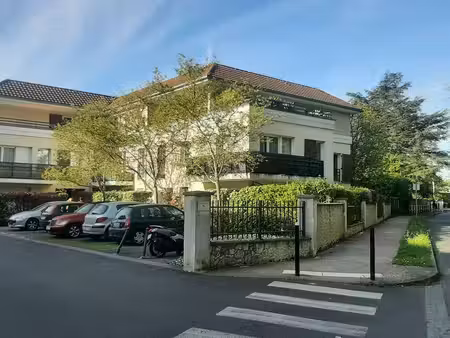 location parking auto/moto