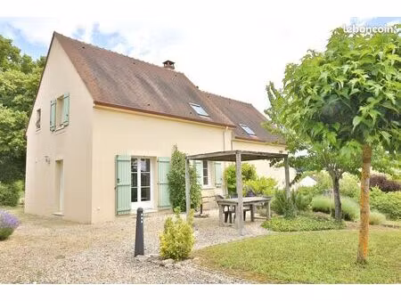 maison 5 pièces 138 m²