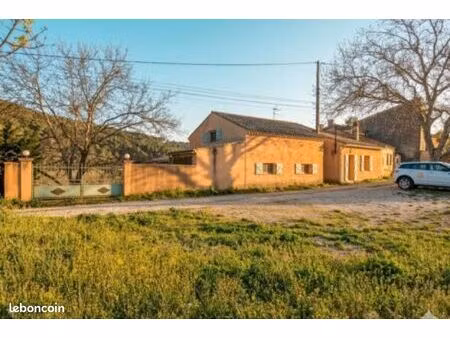 salernes maison de hameau mitoyenne 140m2 avec jardin et garage