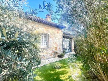 maison 4 pièces 140 m²