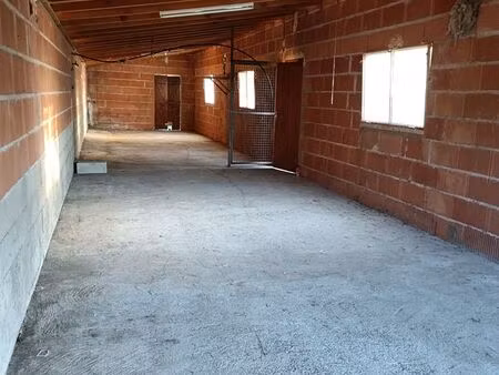 bâtiment de 80 m2