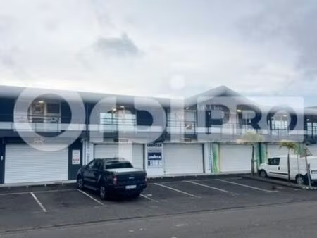 local commercial 67 m²