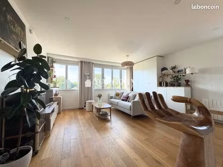 studio 1 pièce 32 m²