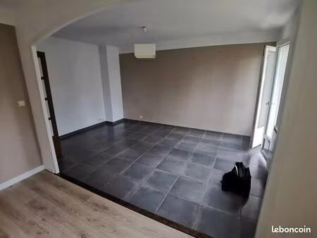 appartement 3 pièces 76 m²