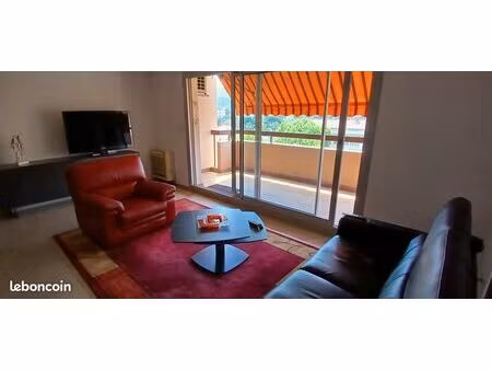 appartement t4