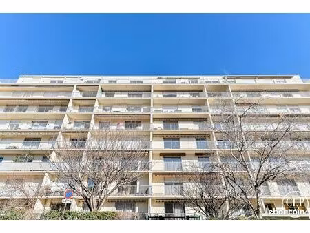 parking/box montreuil