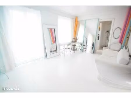 appartement lumineux de 44 m² – très calme  proche montmartre