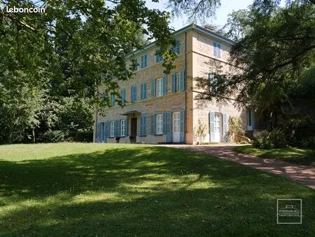appartement 4 pièces 120 m²