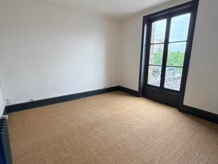 local commercial 14 m²